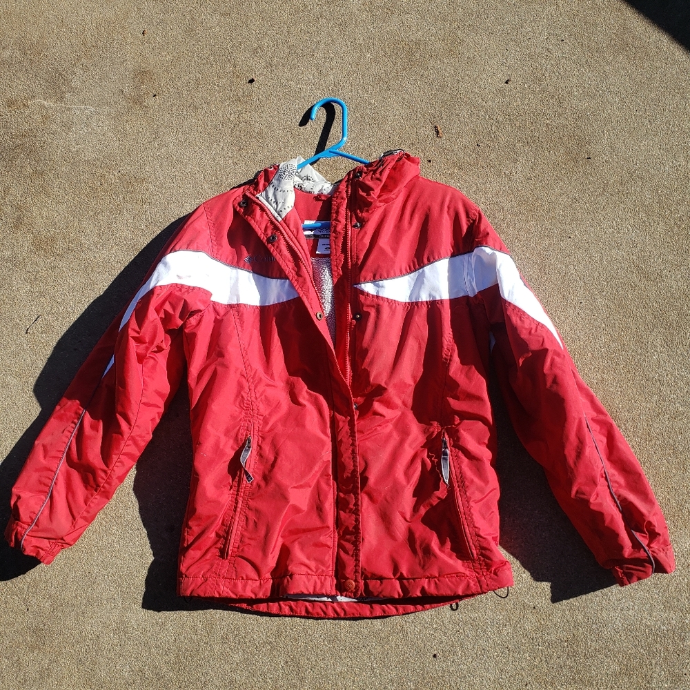 Women’s Red and White Columbia jacket SMALL - Picture 2 of 16